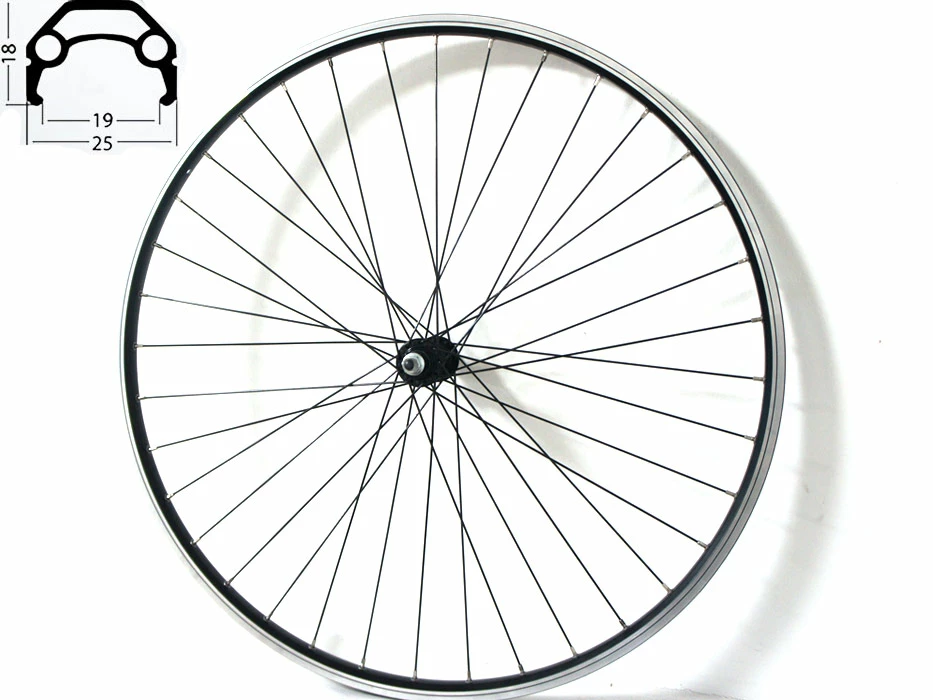 Vorderrad Schürmann YAK Schwarz Union Alunabe Schwarz Mutternachse 28 Zoll 19-622 / Schwarze Speichen 3 Vorderrad Schürmann YAK Schwarz Union Alunabe Schwarz Mutternachse 28 Zoll 19-622 / Schwarze Speichen